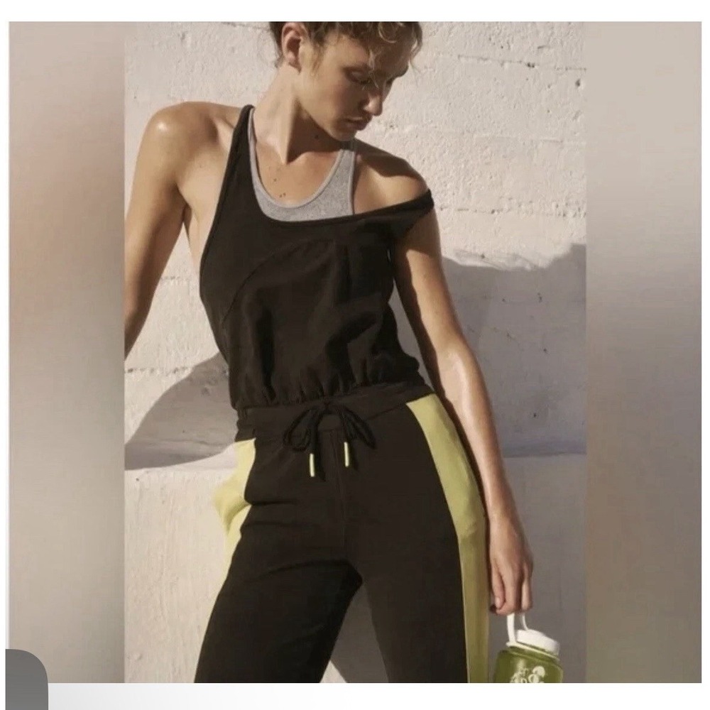 FREE PEOPLE Women's Jumpsuit New Flow  Flare One Piece Movement Size Medium